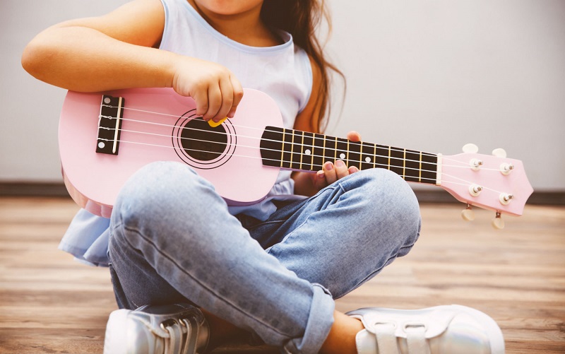 how to play the ukulele for kids