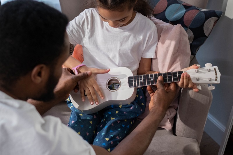 learning ukulele