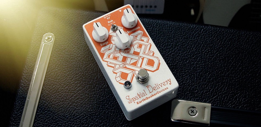 EarthQuaker Devices Spatial Delivery V2 and Amp